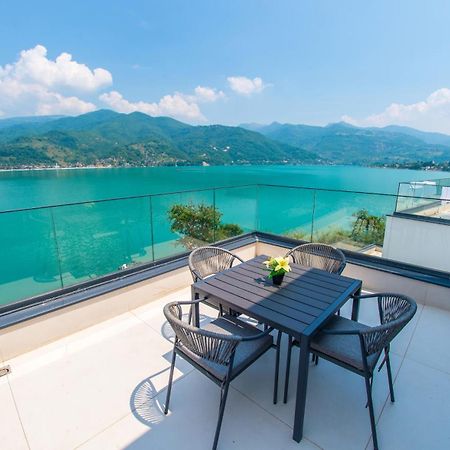 Royal Terrace Apartments คอนยิค ภายนอก รูปภาพ