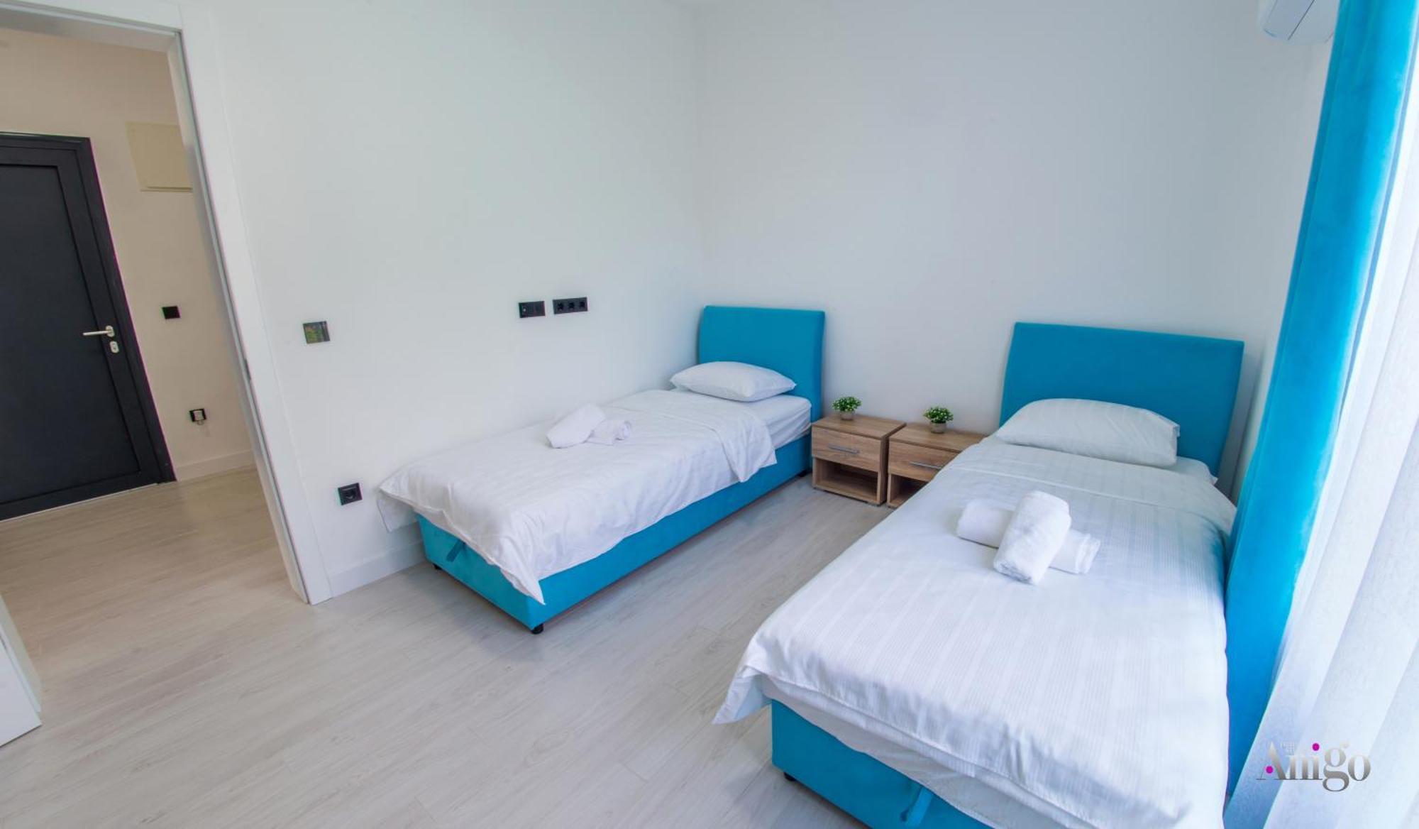 Royal Terrace Apartments คอนยิค ภายนอก รูปภาพ