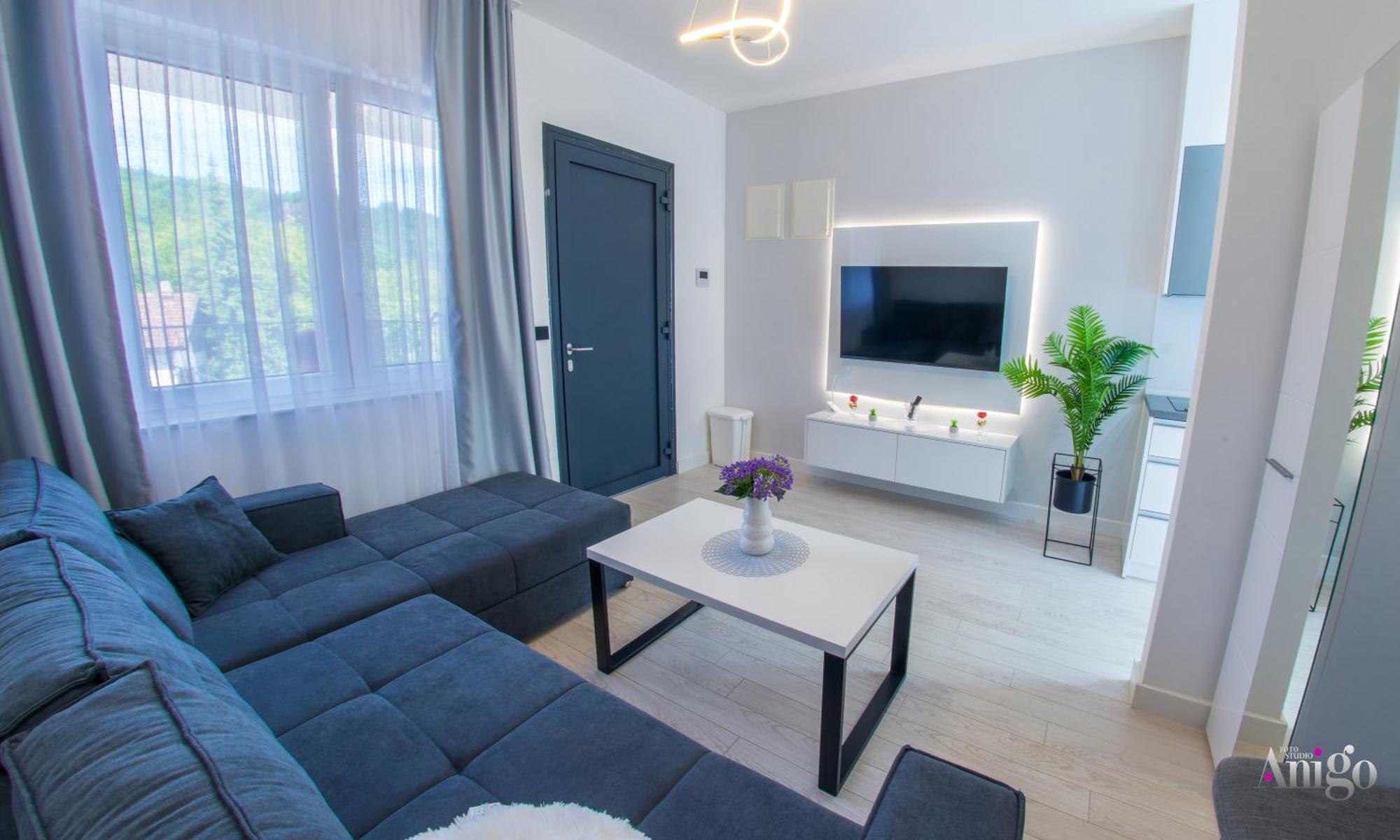 Royal Terrace Apartments คอนยิค ภายนอก รูปภาพ