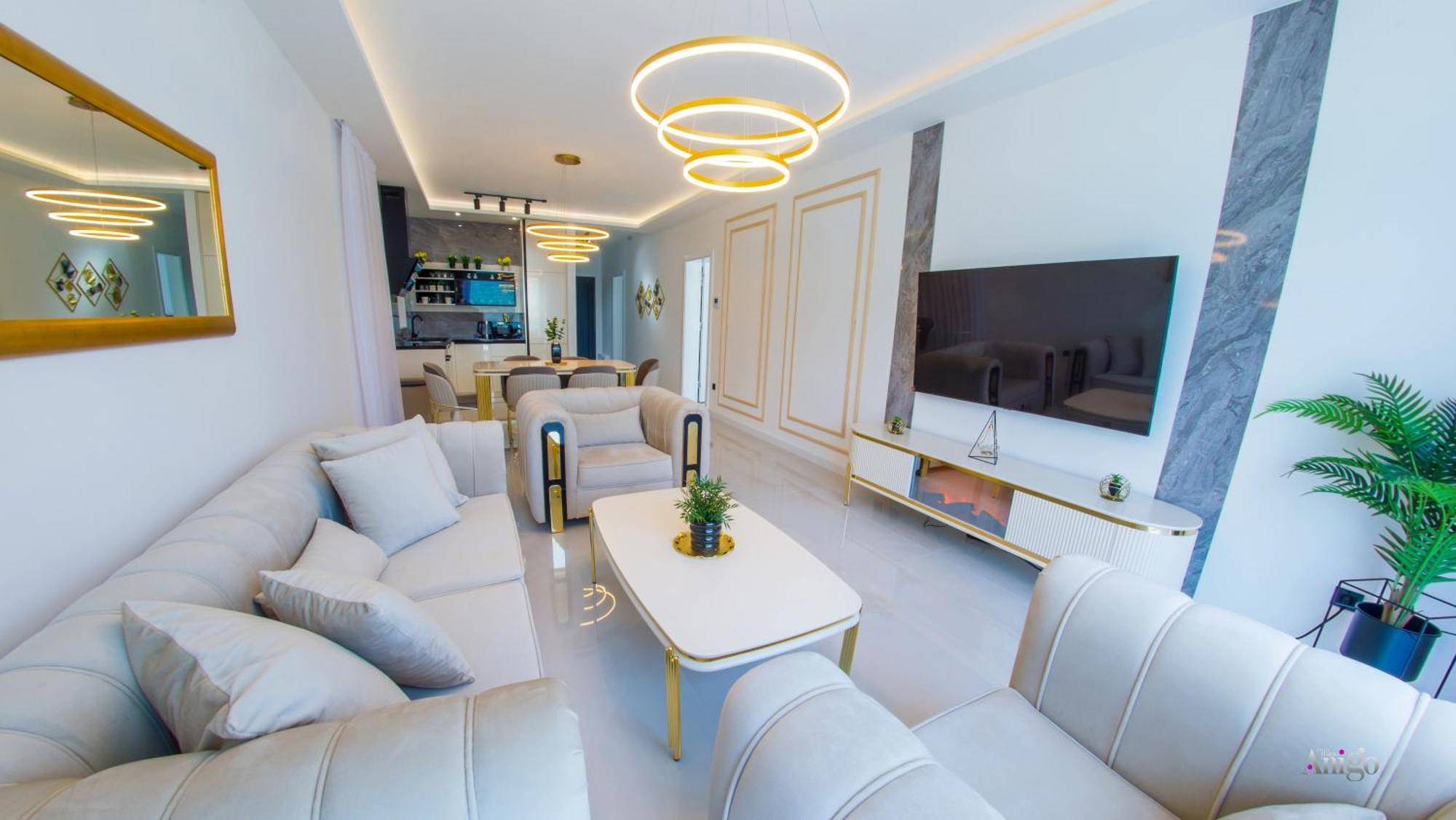 Royal Terrace Apartments คอนยิค ภายนอก รูปภาพ